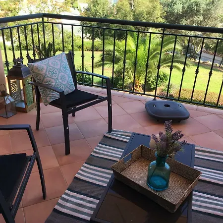 Delfimar Apartment