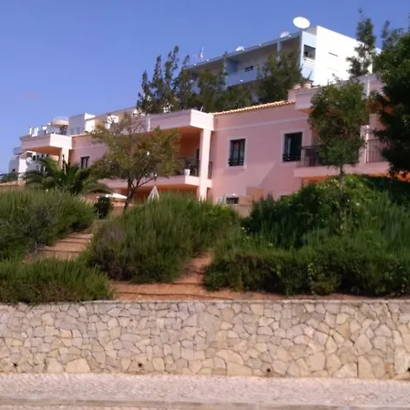 Delfimar Apartment *
